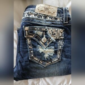 Miss Me Low Rise Crop Jean